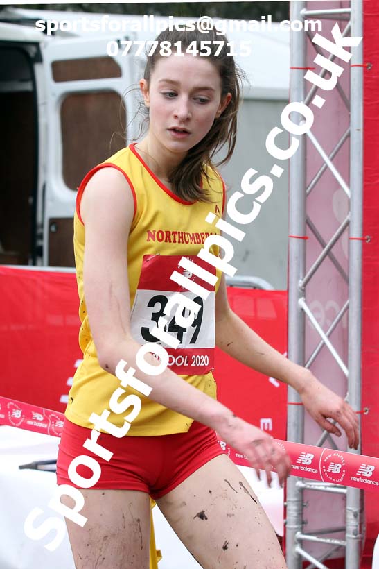 Intermediate girls, 2020 New Balance English Schools Champs., Sefton Park, Liverpool. Photo: David T. Hewitson/Sports for All Pics